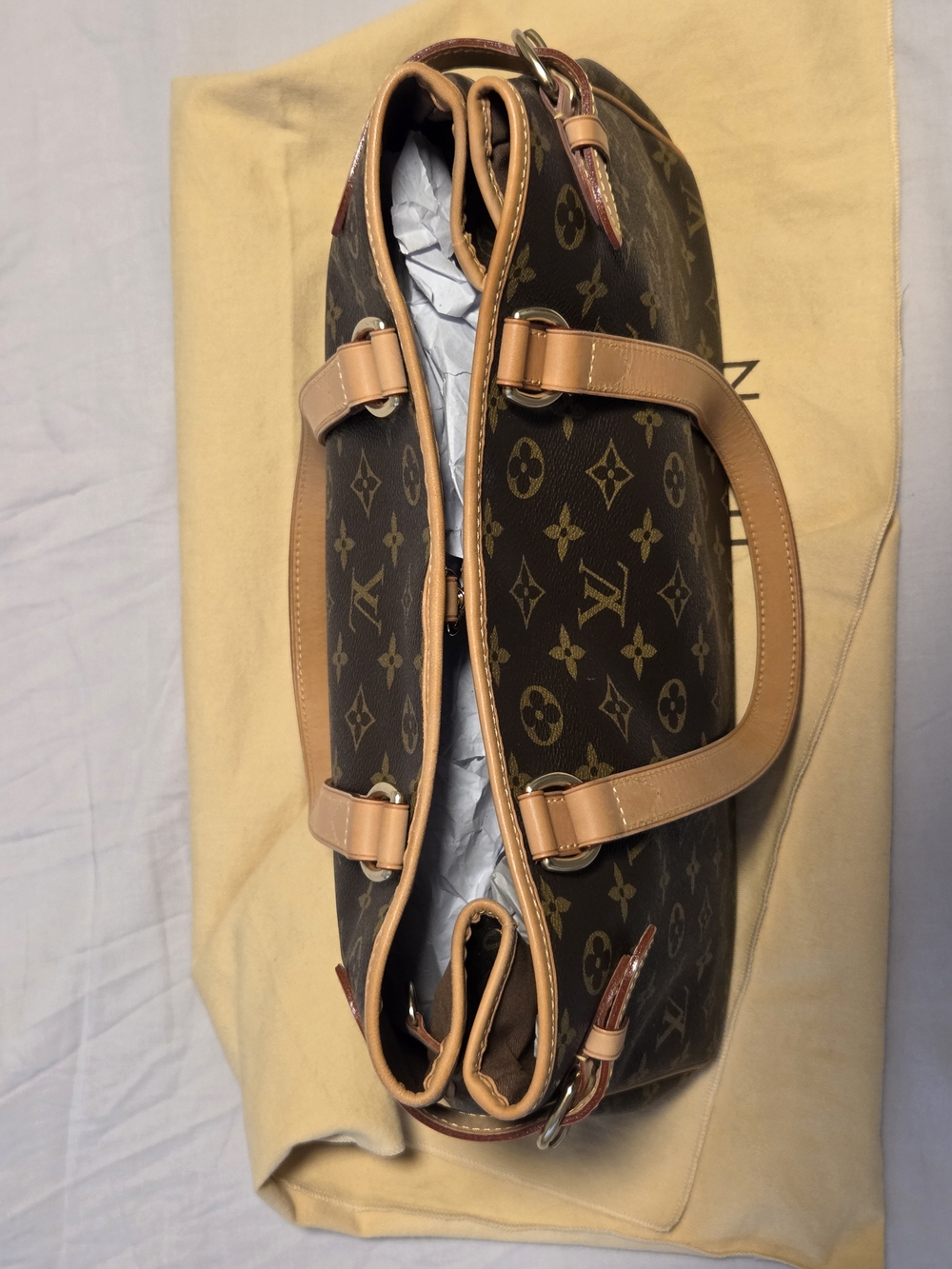Louis Vuitton Monogram Canvas Shoulder Bag with Natural Vachetta Straps - Picture 2 of 3